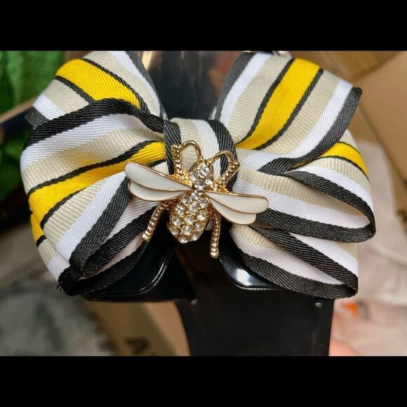 The “Troy” Jelly Sandals - Picture 4 of 5